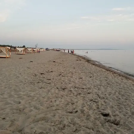 Garden Home, Lalzi Bay * Δυρράχιο