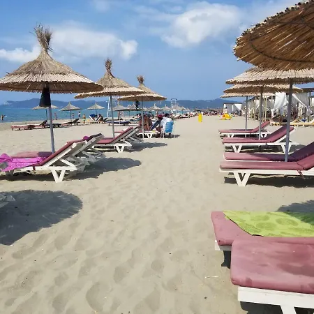 Garden Home, Lalzi Bay Δυρράχιο