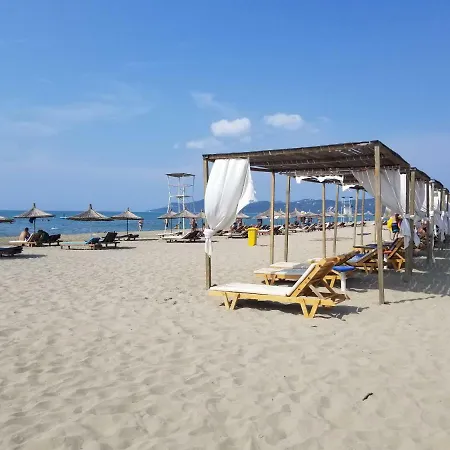 Garden Home, Lalzi Bay Σπίτι διακοπών *