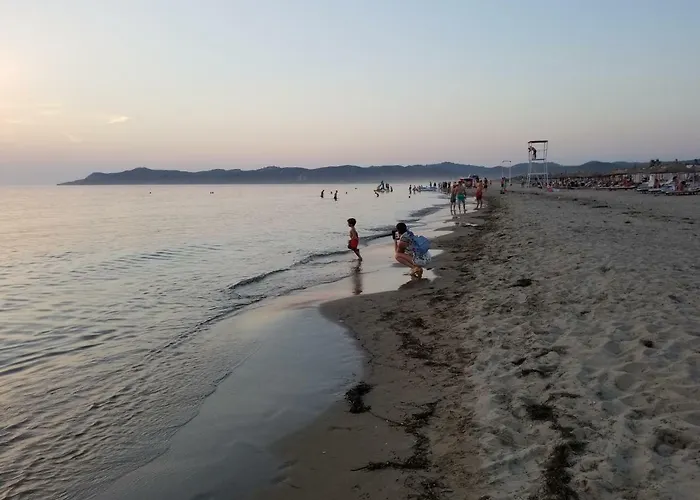 Garden Home, Lalzi Bay *