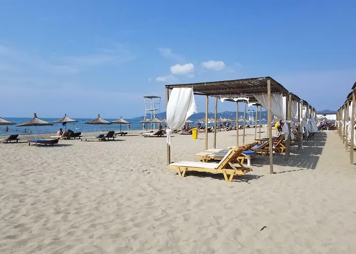 Garden Home, Lalzi Bay 度假居 *