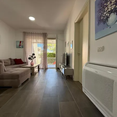 度假居 Garden Home, Lalzi Bay *