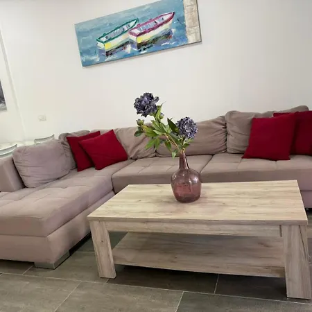 Casa de Férias Garden Home, Lalzi Bay Draç
