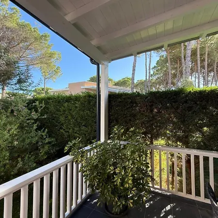 Garden Home, Lalzi Bay 度假居 *