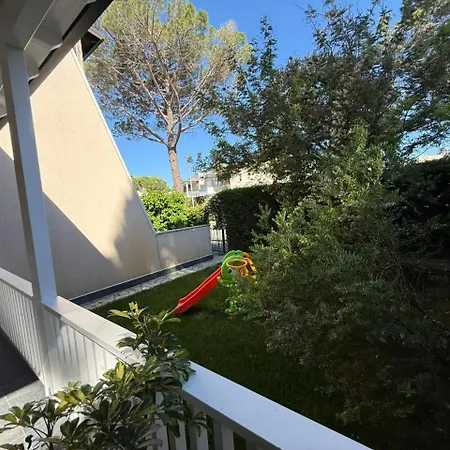 度假居 Garden Home, Lalzi Bay 德拉克
